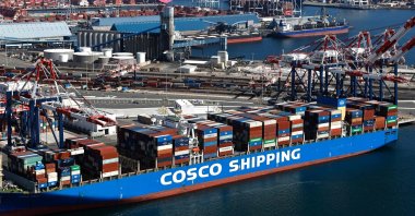 An aerial view of a Cosco Shipping container ship, China&amp;amp;amp;amp;amp;#039;s largest shipping line, loaded with shipping containers in the Port Of Long Beach, California, U.S., April 3, 2025. (AFP Photo)