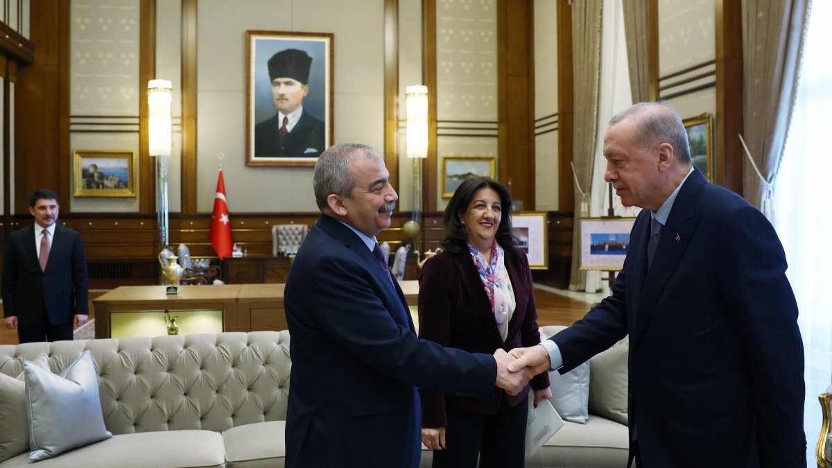 President Recep Tayyip Erdoğan meets with Peoples&#039; Equality and Democracy Party’s (DEM Party) Sırrı Süreyya Önder and Pervin Buldan at the Presidential Complex, Ankara, Türkiye, April 10, 2025 (AA Photo)