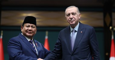President Recep Tayyip Erdoğan and Indonesian President Prabowo Subianto shake hands after their joint news conference in Ankara, Türkiye, April 10, 2025. (AA Photo)