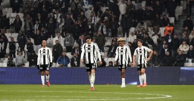 Beşiktaş players look dejected after conceding a goal during the Süper Lig match against Istanbul Başakşehir at the Tüpraş Stadium, Istanbul, Türkiye, April 12, 2025. (IHA Photo)