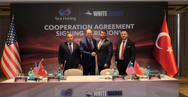 Tera Holding Chairperson Emre Tezmen (2-R) and White Bridge Global Chairperson Gentry Thomas Beach (2-L) attend the cooperation agreement signing ceremony, Istanbul, Türkiye, April 15, 2025. (DHA Photo)