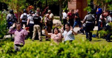 People evacuate Florida State University (FSU) campus after a mass shooting in Tallahassee, Florida, U.S., April 17, 2025. (Reuters Photo)