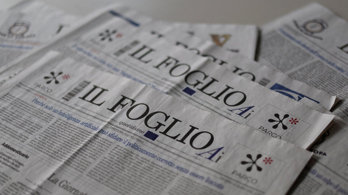 Italian newspapers Il Foglio lie on a table in Rome, Italy, April 18, 2025. (Reuters Photo)