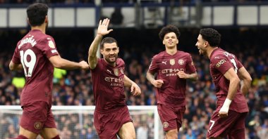 Manchester City&#039;s Mateo Kovacic celebrates scoring the 0-2 goal during the English Premier League match between Everton and Manchester City, Liverpool, U.K., April 19, 2025. (EPA Photo)