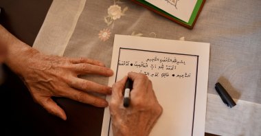 Hilmi Şehitoğlu, 84, handwrites the Quran after six years of dedication, Erzurum, Türkiye, March 20, 2025. (AA Photo)