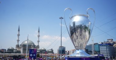 Inter Milan fans gather in Taksim Square ahead of the UEFA Champions League Final against Manchester City at the Ataturk Olympic Stadium, Istanbul, Türkiye, June 10, 2023. (Getty Images Photo)