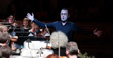 Cemi&#039;i Can Deliorman, the conductor of the Presidential Symphony Orchestra (CSO), conducts a concert at the historic Bolshoi Theater during the opening of the Moscow Easter Festival, Moscow, Russia, April 24, 2025. (AA Photo)