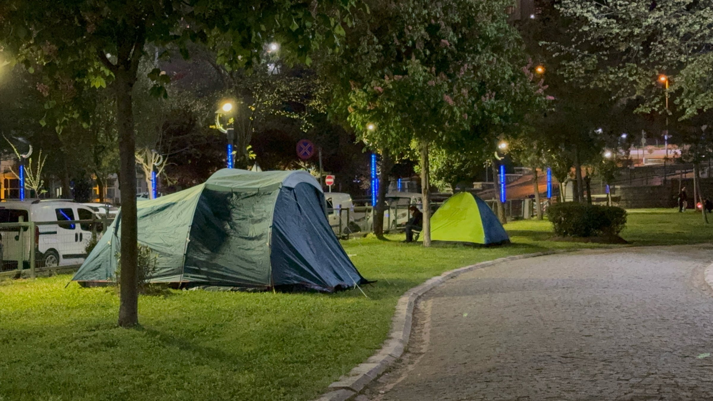 Citizens spend the night at Kağıthane Hasbahçe Recreation Area after hesitating to return to their homes following the recent earthquake in Istanbul, Türkiye, April 25, 2025. (AA Photo)