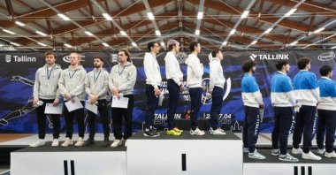 Swiss fencing team (R) turns back on Israeli team at U-23 championships, Tallinn, Estonia, April 26, 2025. (AA Photo)
