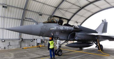 A Rafale jet is prepared before a practice session at the French Navy airbase of Landivisiau, Saint-Servais, France, April 16, 2025. (AFP Photo)