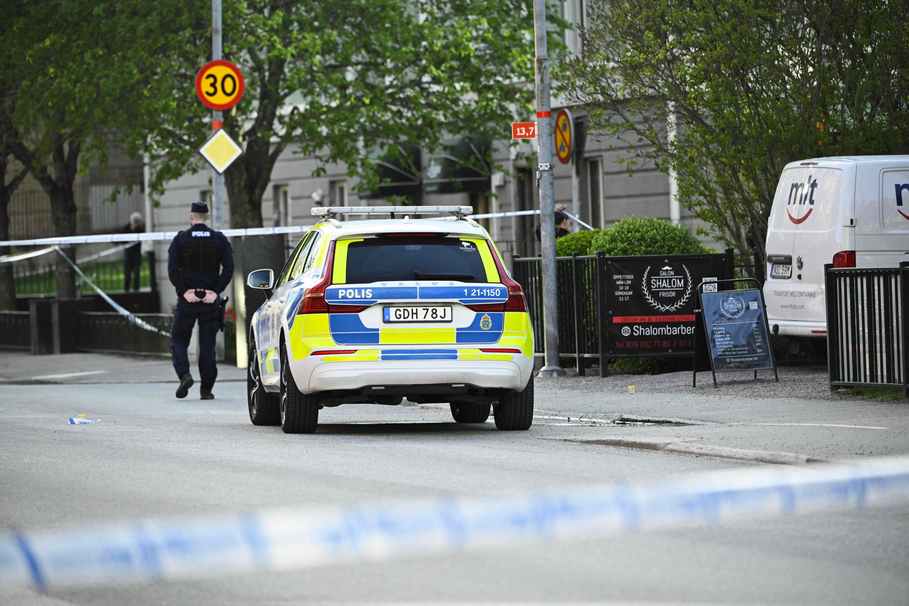 Shootout at hair salon leaves 3 dead in northern Sweden