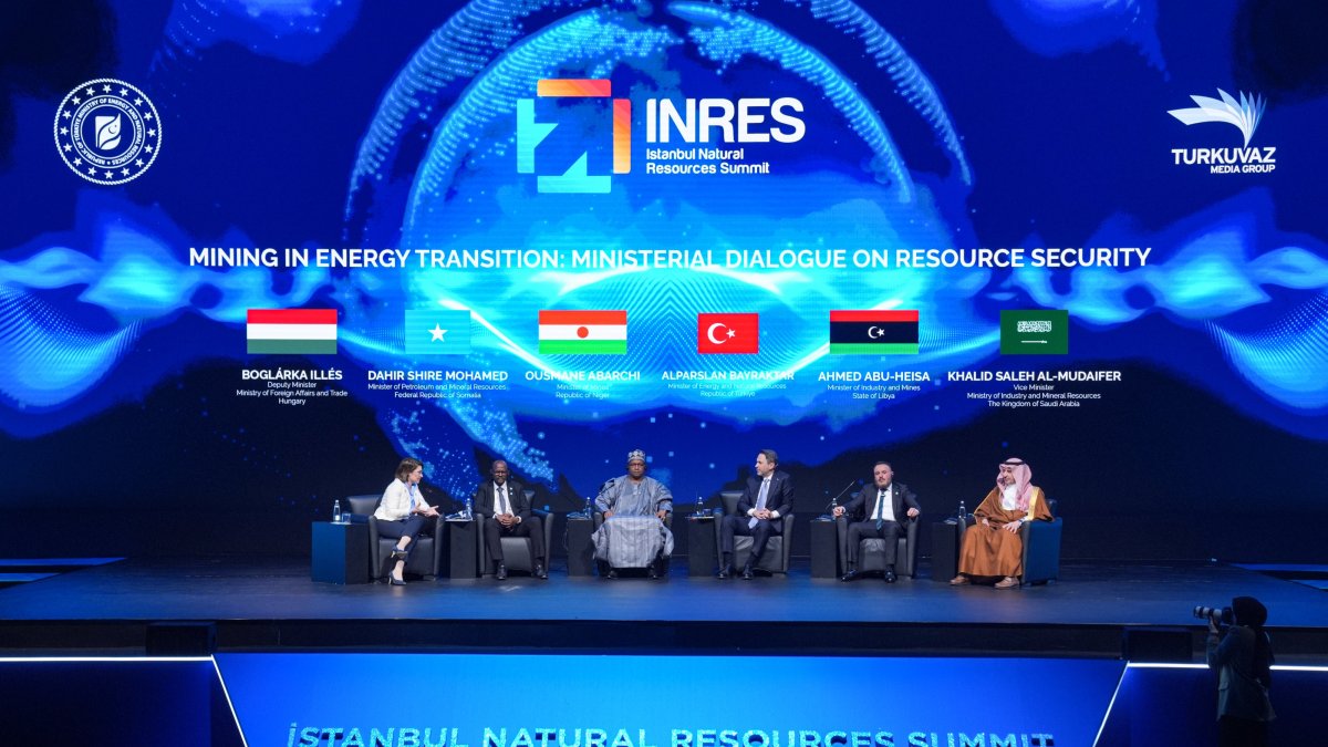 Energy and Natural Resources Minister Alparslan Bayraktar (3rd R) and other speakers during a panel on the sidelines of Istanbul Natural Resources Summit (INRES 2025), Istanbul, Türkiye, May 2, 2025. (AA Photo)