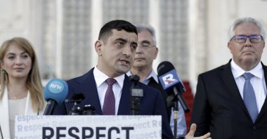 Ultra-nationalist party AUR leader George Simion speaks at a press conference with foreign media journalists held outside the Parliament Palace, on repeated presidential elections, first round, Bucharest, Romania, May 4, 2025. (EPA Photo)