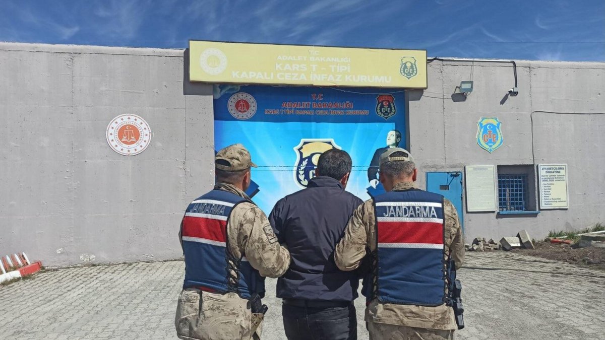 A FETÖ suspect apprehended in Kars province, Türkiye, April 21, 2025 (AA Photo)