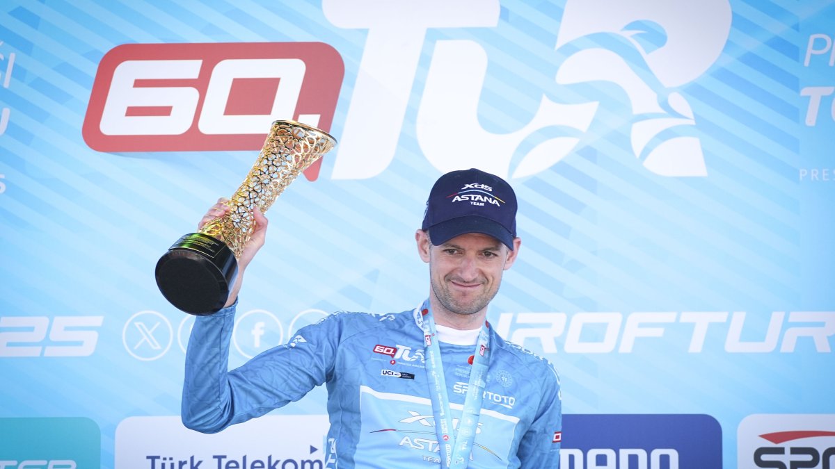 XDS Astana&#039;s Wout Poels celebrates winning the 60th Presidential Cycling Tour of Türkiye (TUR 2025), Istanbul, Türkiye, April 4, 2025. (AA Photo)