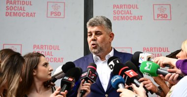 Romanian Prime Minister and President of the Social-Democrat (PSD) ruling party Marcel Ciolacu delivers a press statement as he arrives at the party&#039;s headquarters to take part in a meeting to analyze the results of the first round of the presidential elections in Bucharest, Romania, May 5, 2025. (AFP Photo)