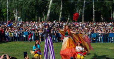 An undated photo of a show during the Hıdırellez celebrations, Edirne, Türkiye. (Shutterstock Photo)