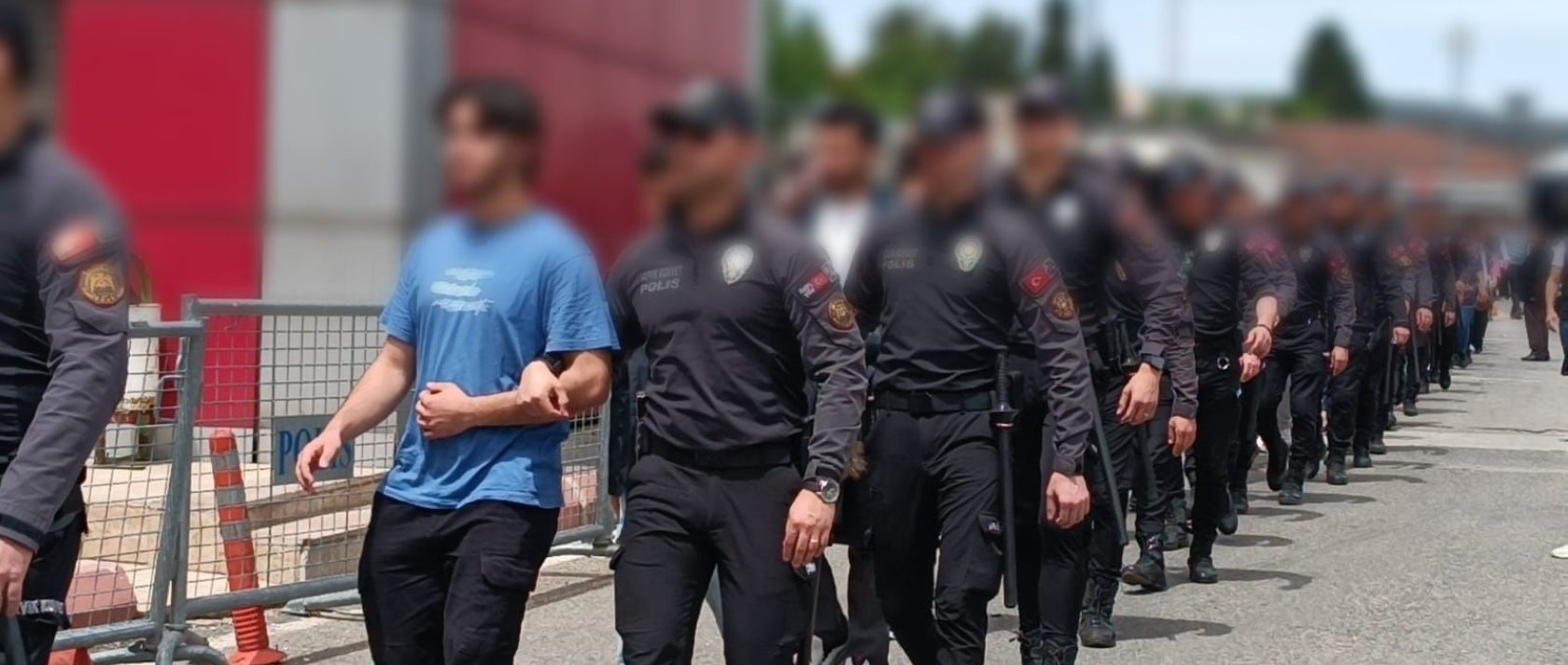 Security officials accompany detained suspects to the courthouse, Gaziantep, southern Türkiye, May 10, 2025. (DHA Photo)