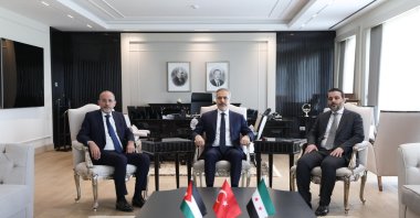 Foreign Minister Hakan Fidan (C) is seen at a trilateral meeting with his Jordanian and Syrian counterparts at the ministry, Ankara, Türkiye, May 12, 2025 (AA Photo)