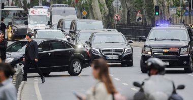 Vehicles arrive at the Turkish Presidency&#039;s Dolmabahçe working office, where Russia and Ukraine direct talks will take place, Istanbul, Türkiye, May 16, 2025. (Reuters Photo)