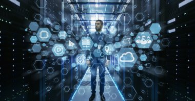 As global tech firms scale back operations in Türkiye and nearby regions, local technology firms are seizing the opportunity. (Shıtterstock Photo)