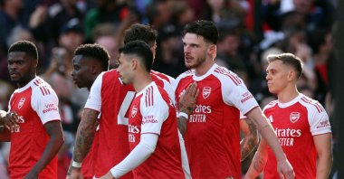Arsenal players celebrate Declan Rice&#039;s goal during the Premier League match against Newcastle United at Emirates Stadium, London, U.K., May 18, 2025. (Reuters Photo)