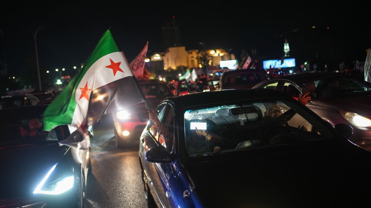 Syrians celebrate following Syrian President Ahmad al-Sharaa&#039;s speech after the lifting of U.S. sanctions on Syria, in Damascus, Syria, May 14, 2025. (EPA Photo)