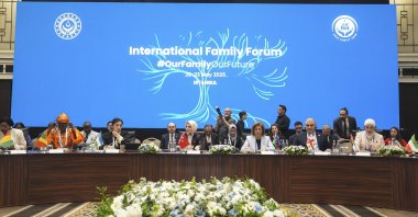 Family and Social Services Minister Mahinur Özdemir Göktaş (C) speaks at the forum, Istanbul, Türkiye, May 22, 2025. (AA Photo)