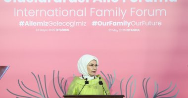 First lady Emine Erdoğan delivers a keynote speech at the International Family Forum, Istanbul, Türkiye, May 22, 2025. (AA Photo)
