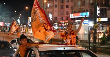Galatasaray fans celebrate the club's 25th Süper Lig title win, Gaziantep, Türkiye, May 18, 2025. (AA Photo)