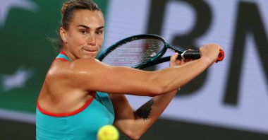 Belarus&#039; Aryna Sabalenka plays a backhand return to Russia&#039;s Kamilla Rakhimova during their French Open women&#039;s singles match in Paris, France, May 25, 2025. (AFP Photo)