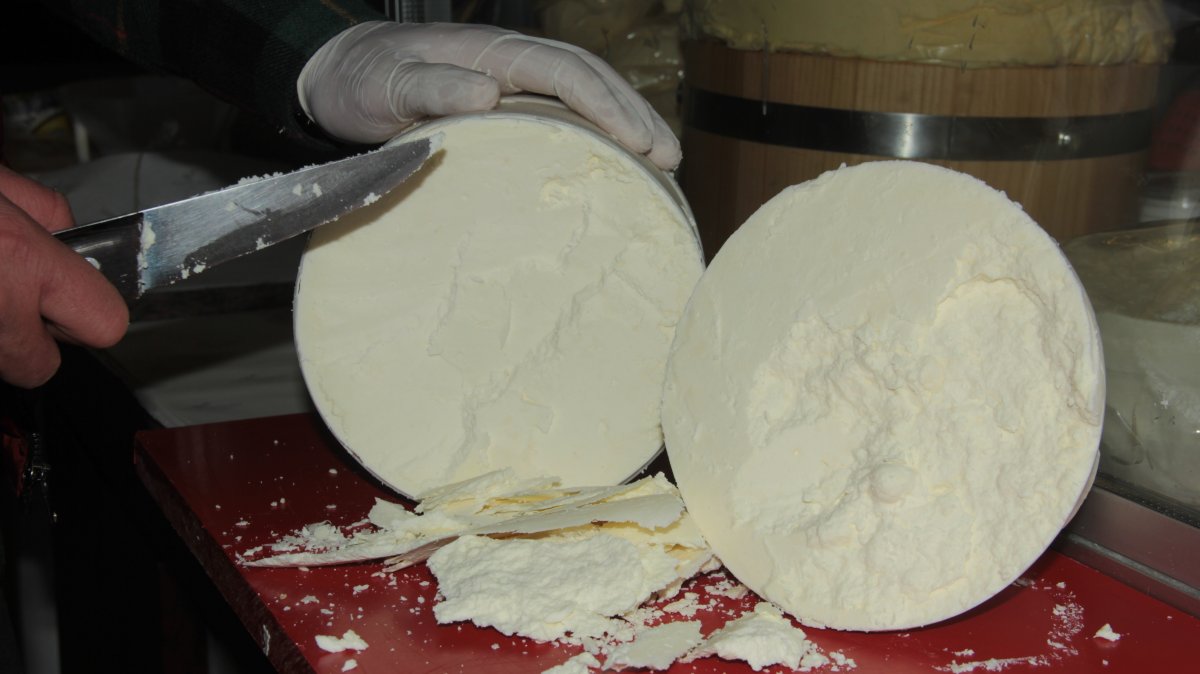 The European Commission has officially granted geographical indication (GI) status to Erzincan Tulum cheese from Türkiye, recognizing its unique origin and traditional production methods. (İHA Photo)