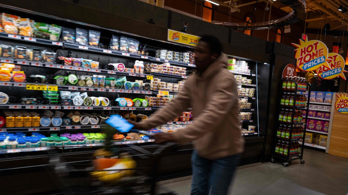 People shop at a grocery store in Brooklyn, in New York City, New York, U.S., May 13, 2025. (AFP Photo) 