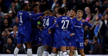 Chelsea&#039;s Kiernan Dewsbury-Hall (R) celebrates with teammates after scoring the opening goal during the UEFA Conference League semifinals 2nd leg match against Djurgardens IF Fotboll, London, U.K., May 8, 2025. (EPA Photo)