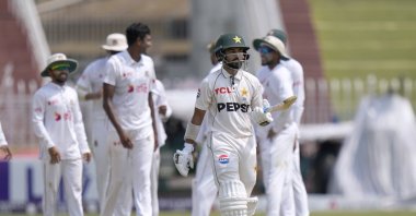 Pakistan&#039;s Saud Shakeel reacts as he walks off the field after his dismissal during the fourth day of the second test cricket match between Pakistan and Bangladesh, Rawalpindi, Pakistan, Sept. 2, 2024. (AP Photo)
