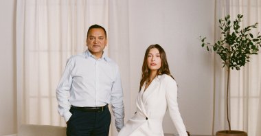 E.l.f. Beauty Chairman and CEO Tarang Amin and Rhode Founder Hailey Bieber. (AP Photo)