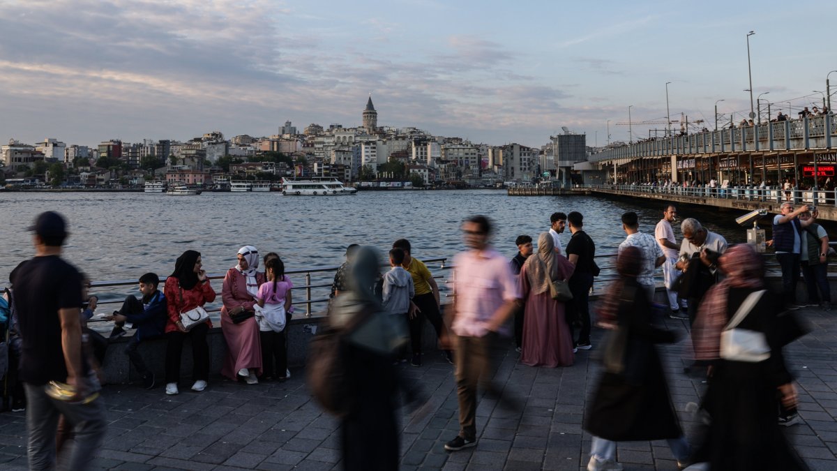 Turkish economy expanded by 2% in Q1