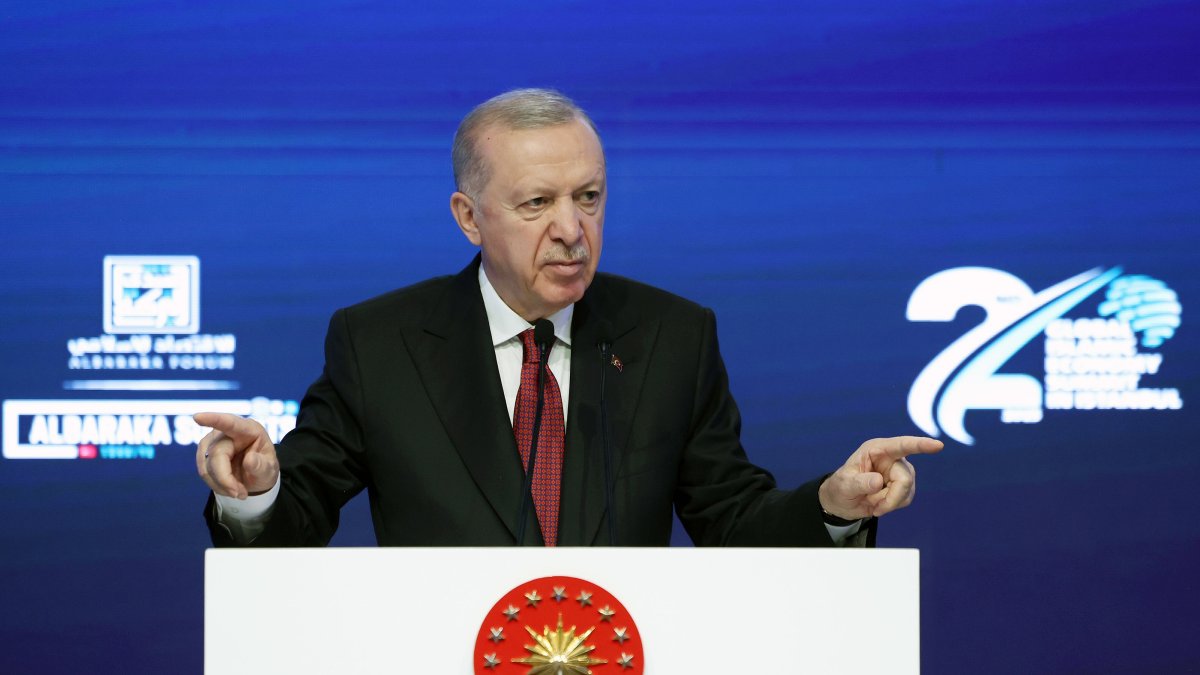 President Recep Tayyip Erdoğan speaks during the 2nd Global Islamic Economy Summit in Istanbul, Türkiye, May 30, 2025. (AA Photo)