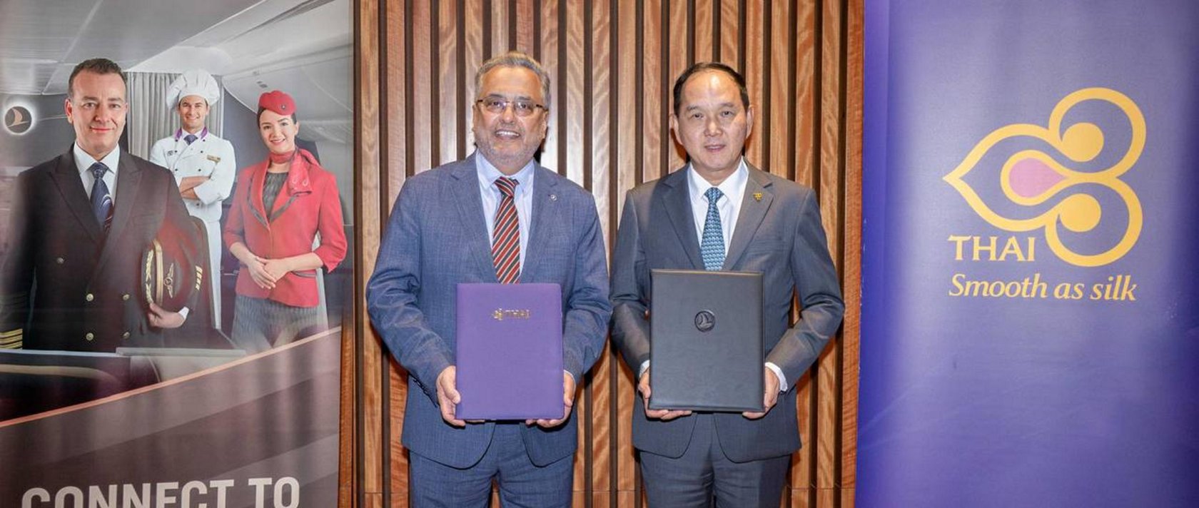 Turkish Airlines Chair of the Board Ahmet Bolat (L) and Thai Airways CEO Chai Eamsiri after signing a joint business agreement, New Delhi, India, June 1, 2025. (AA Photo)