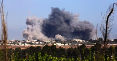 Smoke billows during an Israeli strike on Gaza, Palestine, June 5, 2025. (AFP Photo)