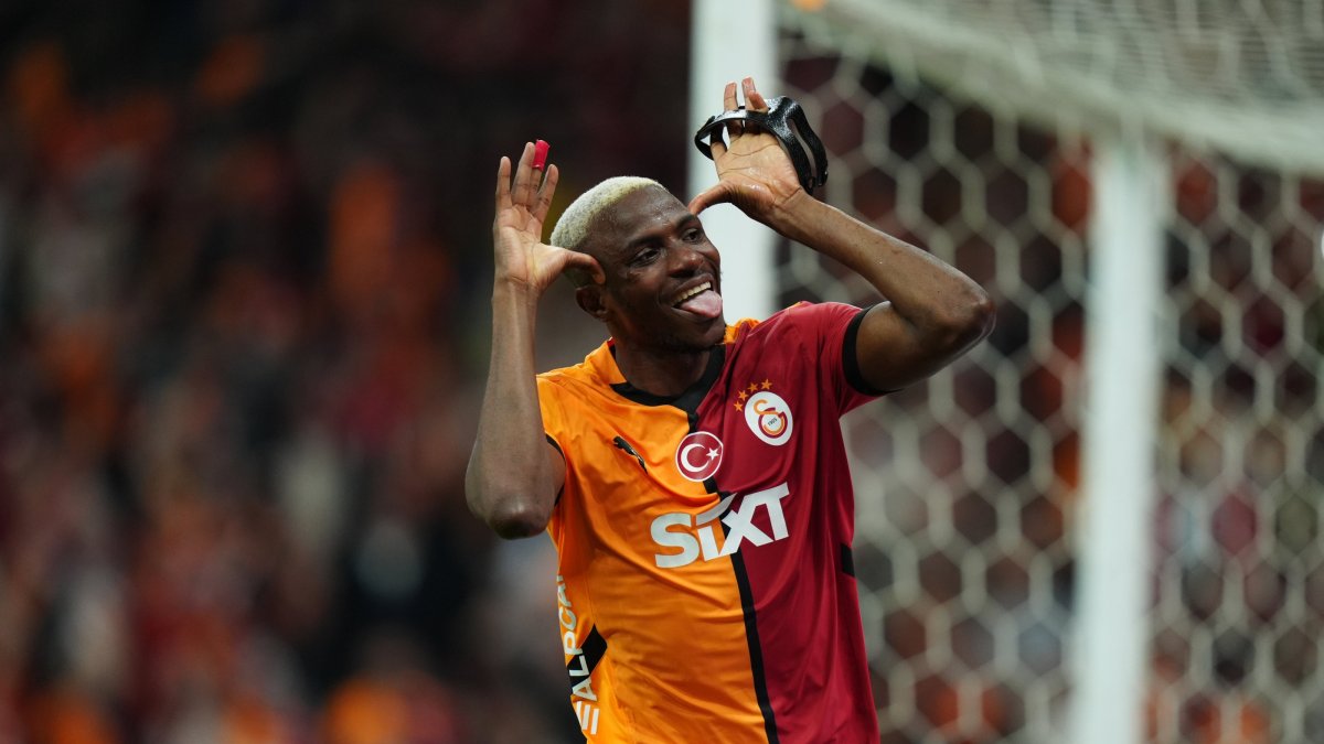 Galatasaray&#039;s Victor Osimhen celebrates after scoring during the Süper Lig match against Başakşehir, Istanbul, Türkiye, May 30, 2025. (AA Photo)