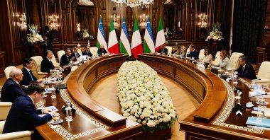 Italian Prime Minister Giorgia Meloni and Uzbek President Shavkat Mirziyoyev during a meeting in Samarkand, Uzbekistan, May 29, 2025. (Handout by Chigi Palace Press Office via EPA Photo)