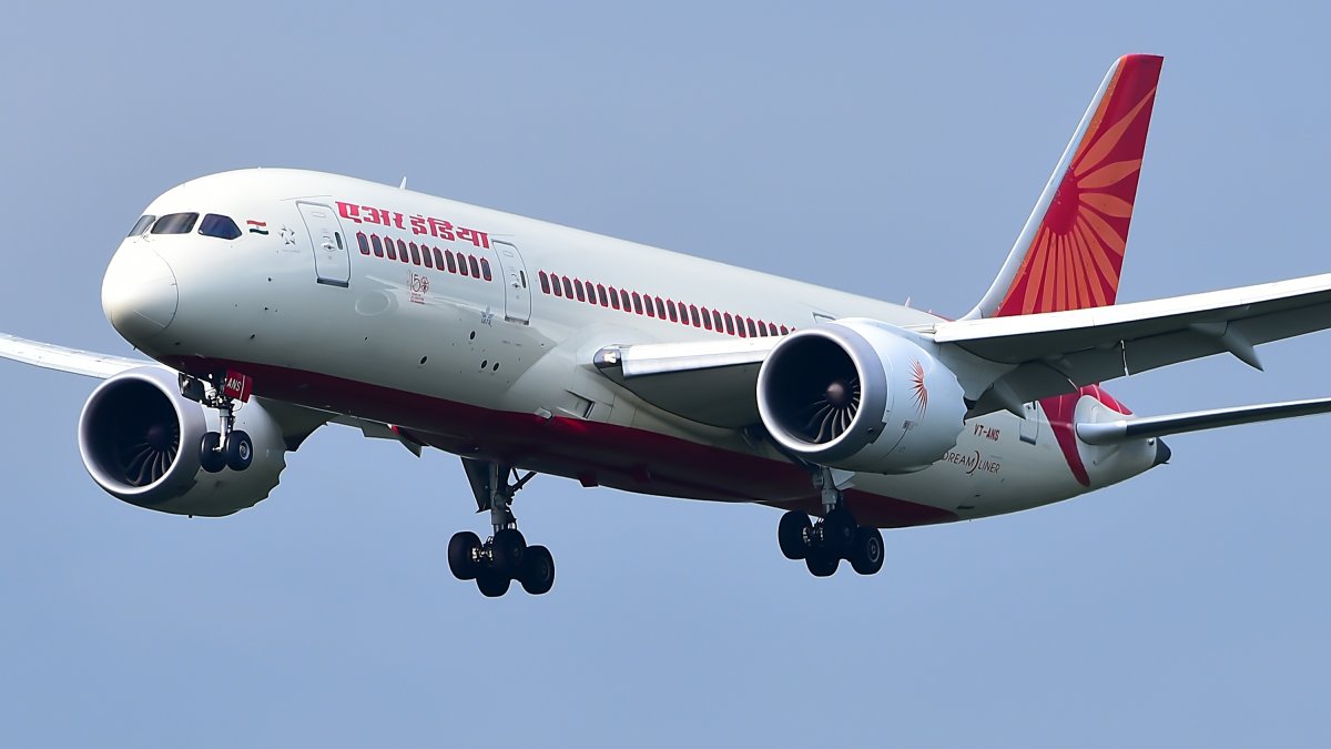 Air India Crash: Ahmedabad Takeoff Accident | 242 Onboard