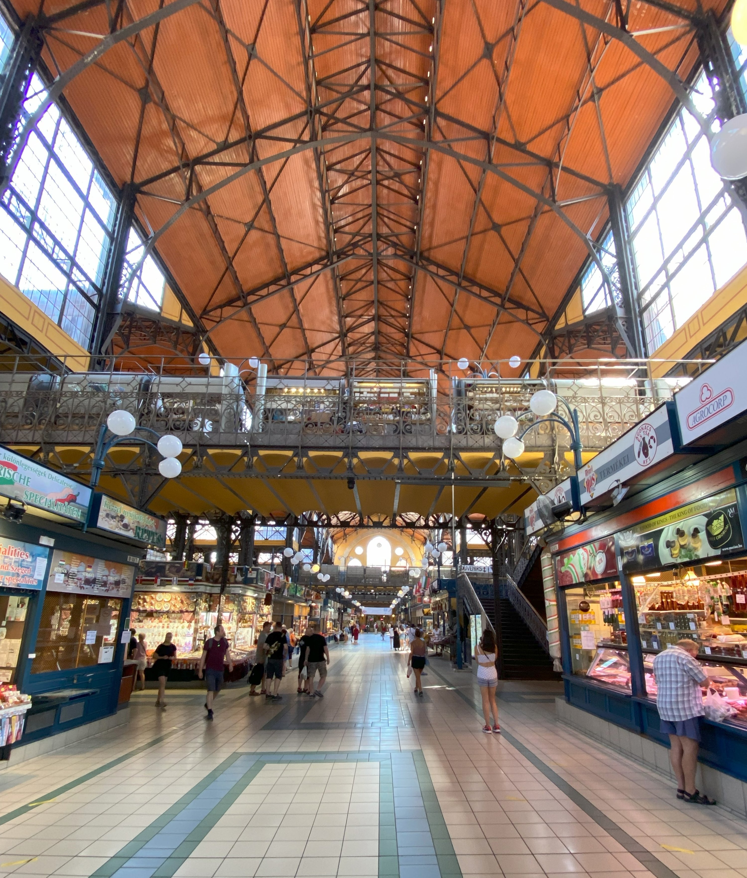 People wander and shop at Great Market Hall, Budapest, Hungary, Sept. 15, 2022. (Photo by İlker Topdemir)