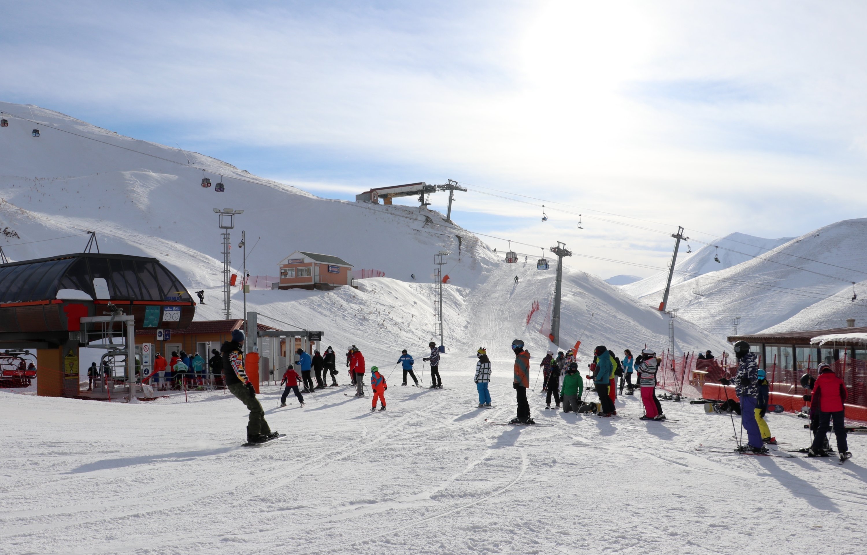 Tourists are seen while skiing at Erzurum's Palandöken ski resort in eastern Turkey, Feb. 2, 2022 (AA Photo)