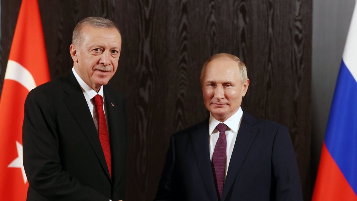 Erdoğan, Putin discuss Israeli aggression, urge for restraint in call