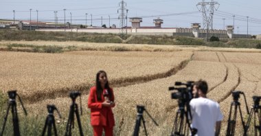 Members of the media work near Istanbul&#039;s Silivri Prison Complex (Marmara Prison), Silivri, outside Istanbul, Türkiye, June 16, 2025. (EPA Photo)