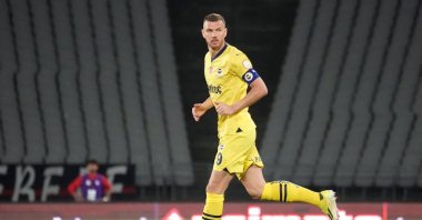 Fenerbahçe's Edin Dzeko in action during a Süper Lig match against Alanyaspor at the Bahçeşehir School Arena, Alanya, Türkiye, Feb. 9, 2025. (IHA Photo)