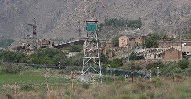A view shows a watchtower and fences on the border between Armenia and Iran in the Syunik Province, Armenia, May 14, 2025. (Reuters File Photo)
