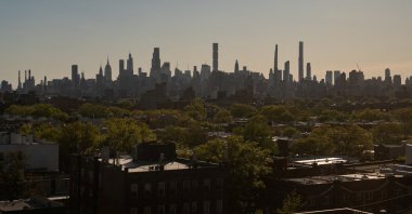The Manhattan skyline is seen from Queens, New York City, U.S., April 28, 2025. (Reuters Photo)